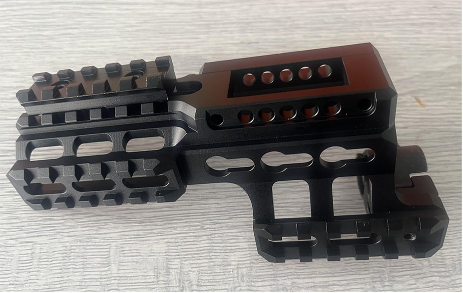 95式戰術導軌XL-95DGG-01.jpg